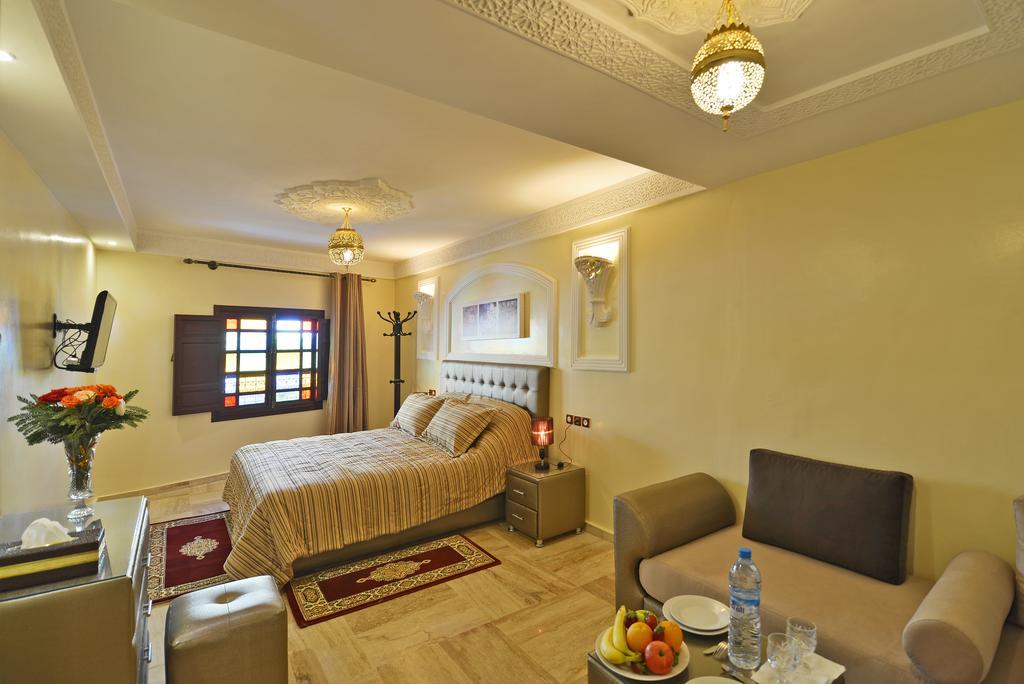 Hotel Blue Sky Fez Buitenkant foto