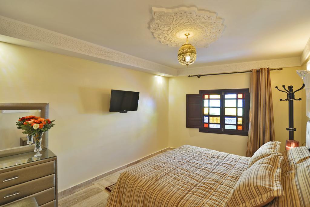 Hotel Blue Sky Fez Buitenkant foto