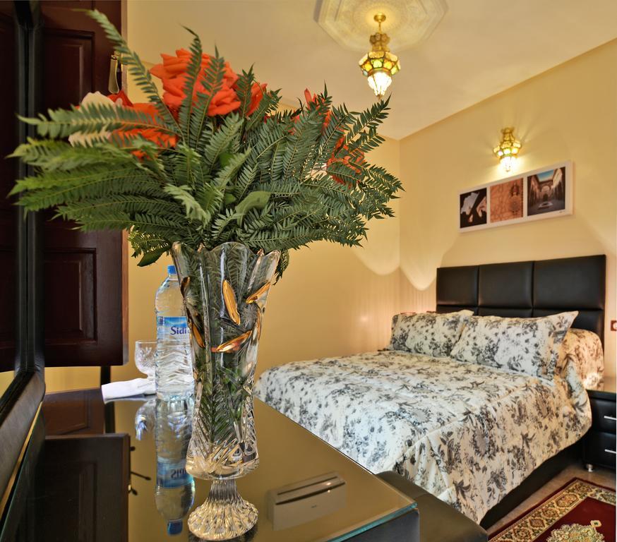 Hotel Blue Sky Fez Buitenkant foto