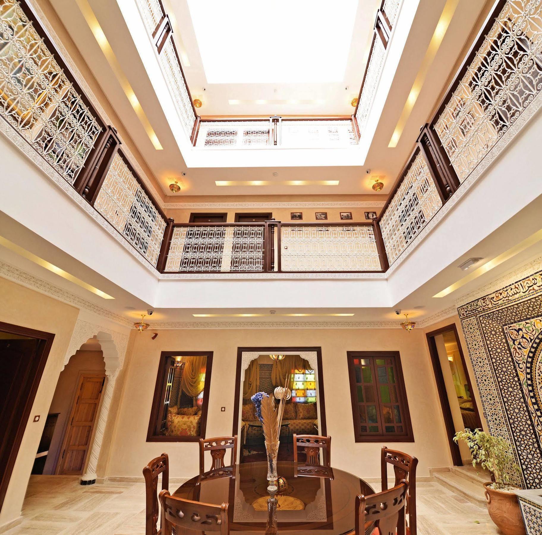 Hotel Blue Sky Fez Buitenkant foto